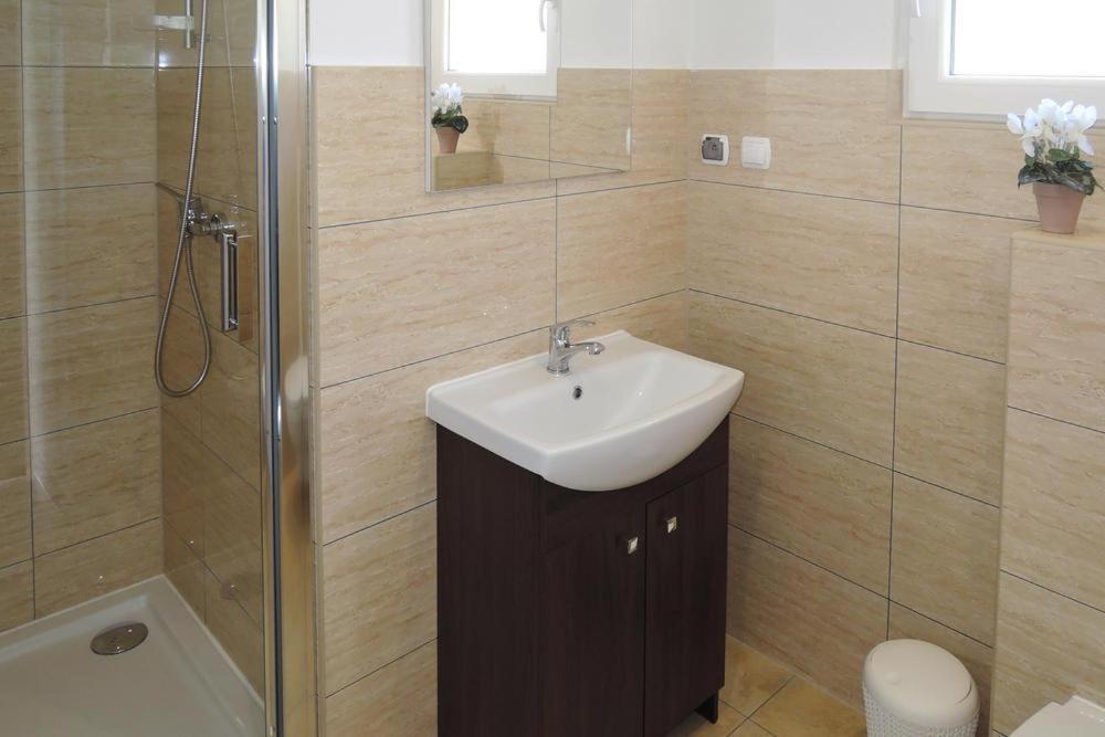 Nadmorskie Slonce Lubin  Ngoại thất bức ảnh